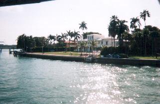 Dieses Haus sieht man auch in dem Film *The Specialist* mit Sly Stallone